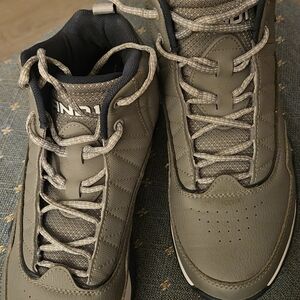 AND1 Men's Gray Athletic Shoes
